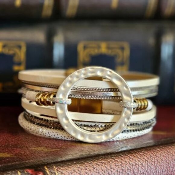 Bohemian White Silver Tone Circle Pendant Magnetic Bracelet - Picture 1 of 3